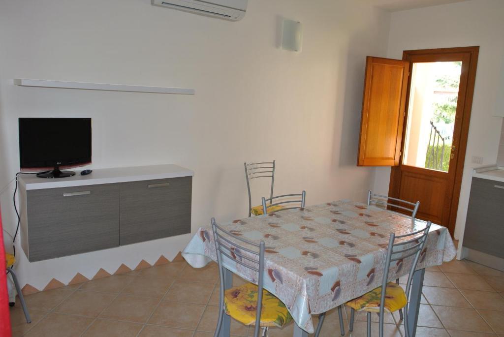 Residence Le Zagare San Teodoro  Δωμάτιο φωτογραφία